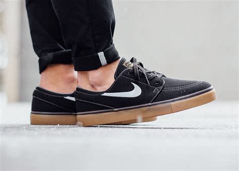 nike janoski zwart roze|Nike sb janoski black gum.